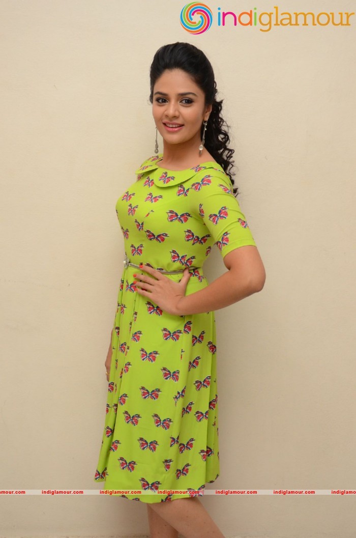 Srimukhi Actress hd photo
