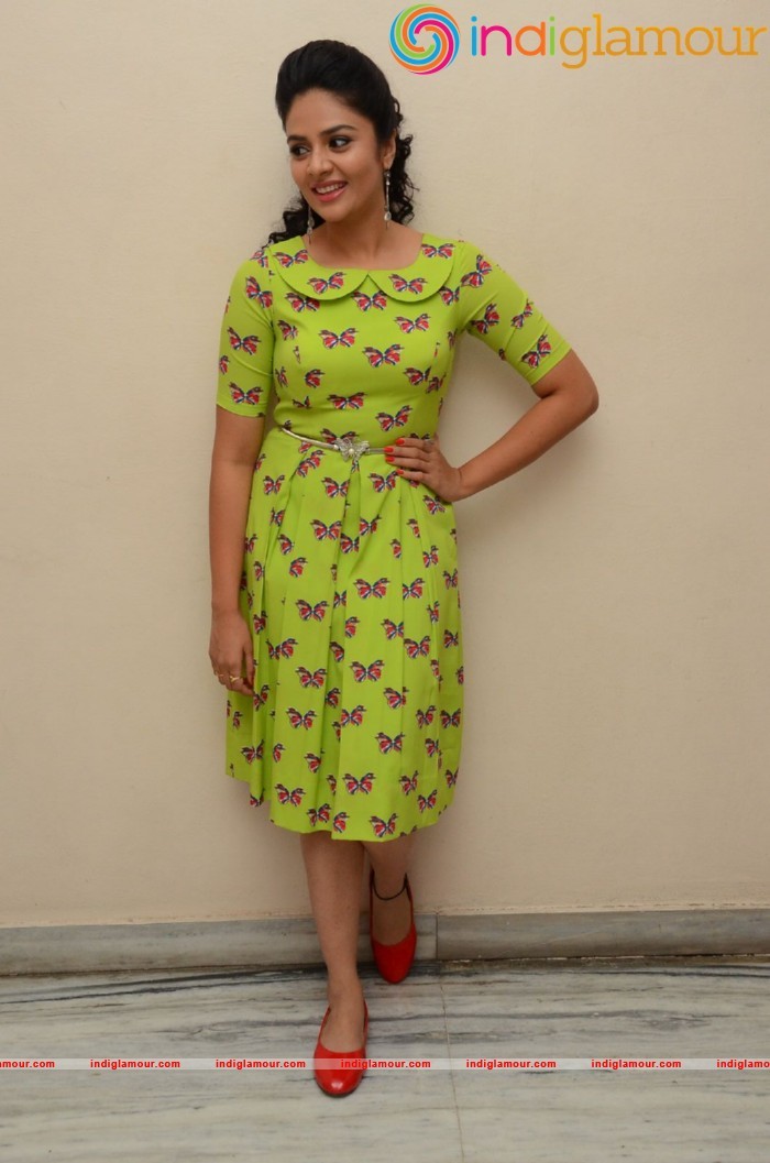 Srimukhi Actress hd photo