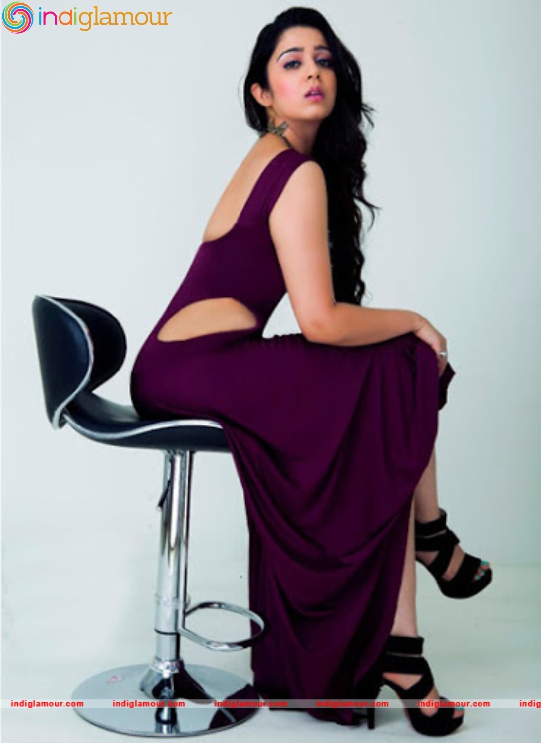 Charmy Kaur Actress hd photo