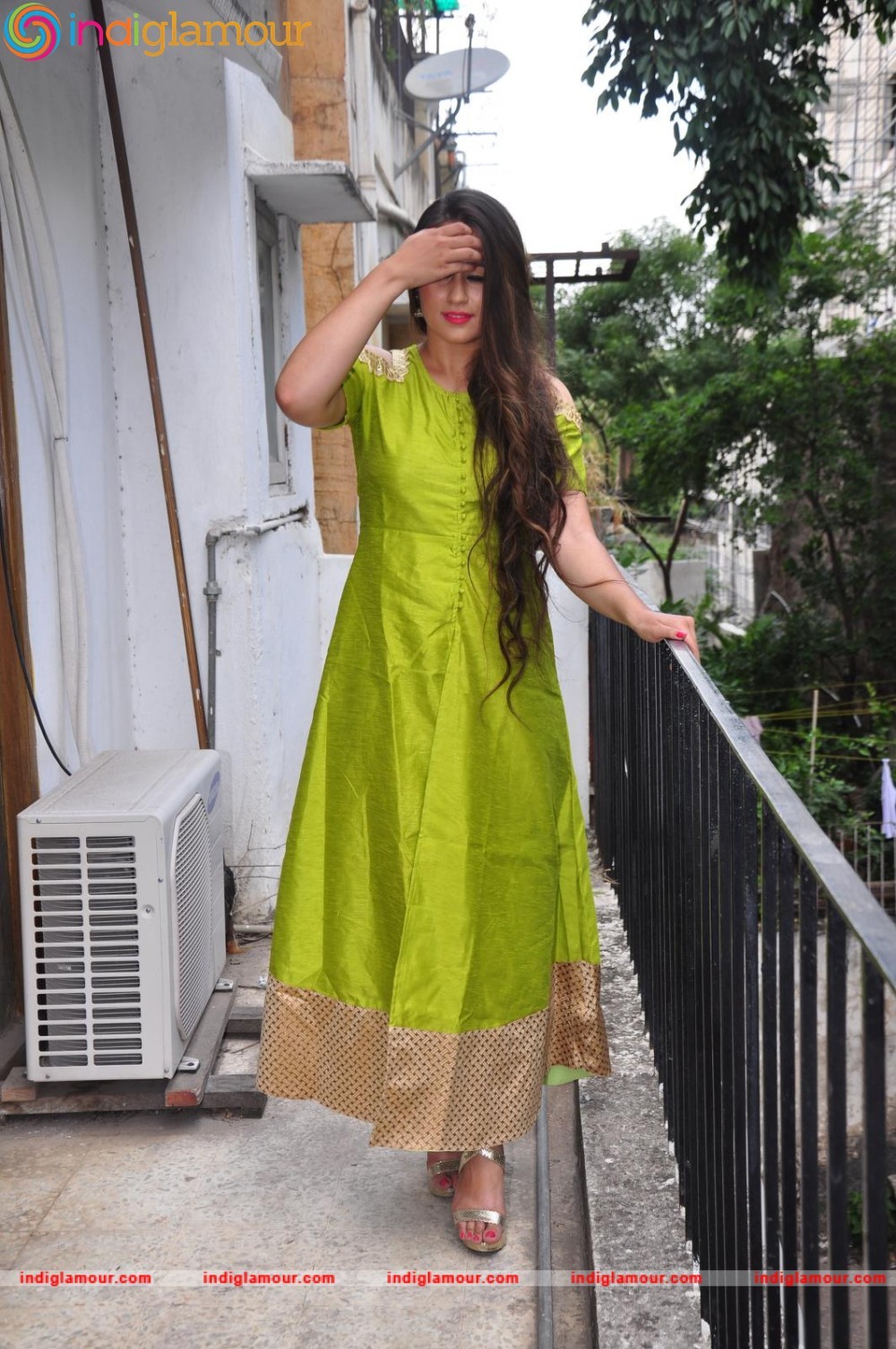 Simrath Actress hd photo