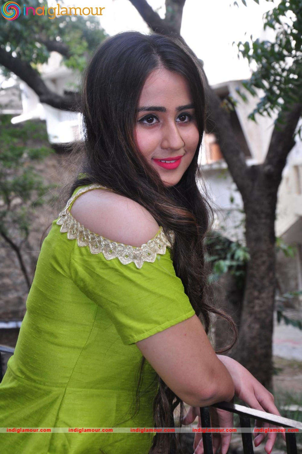 Simrath Actress hd photo