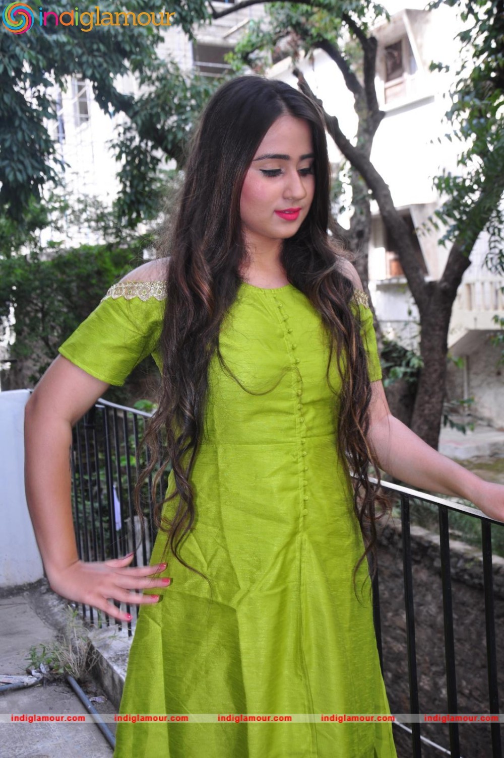 Simrath Actress hd photo