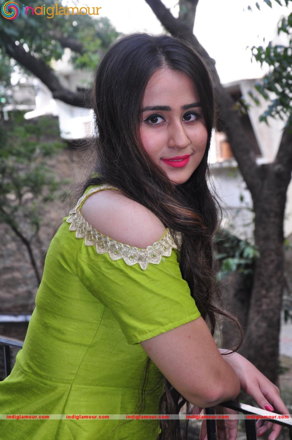 Simrath Actress hd photo