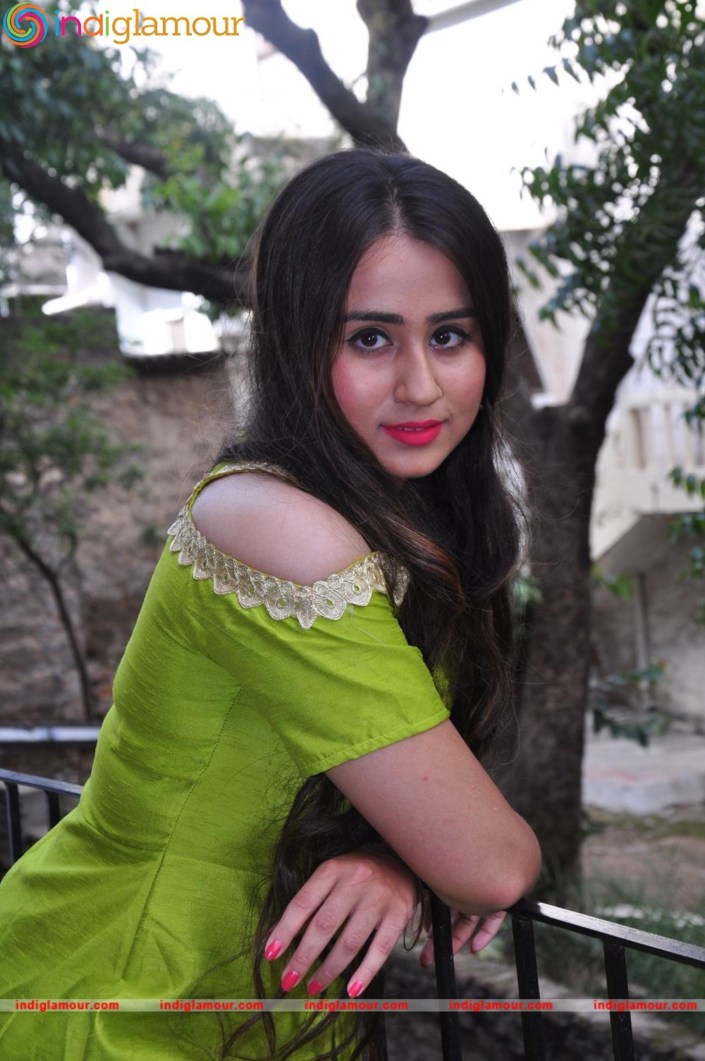 Simrath Actress hd photo