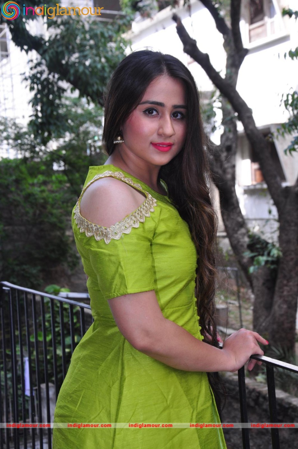 Simrath Actress hd photo
