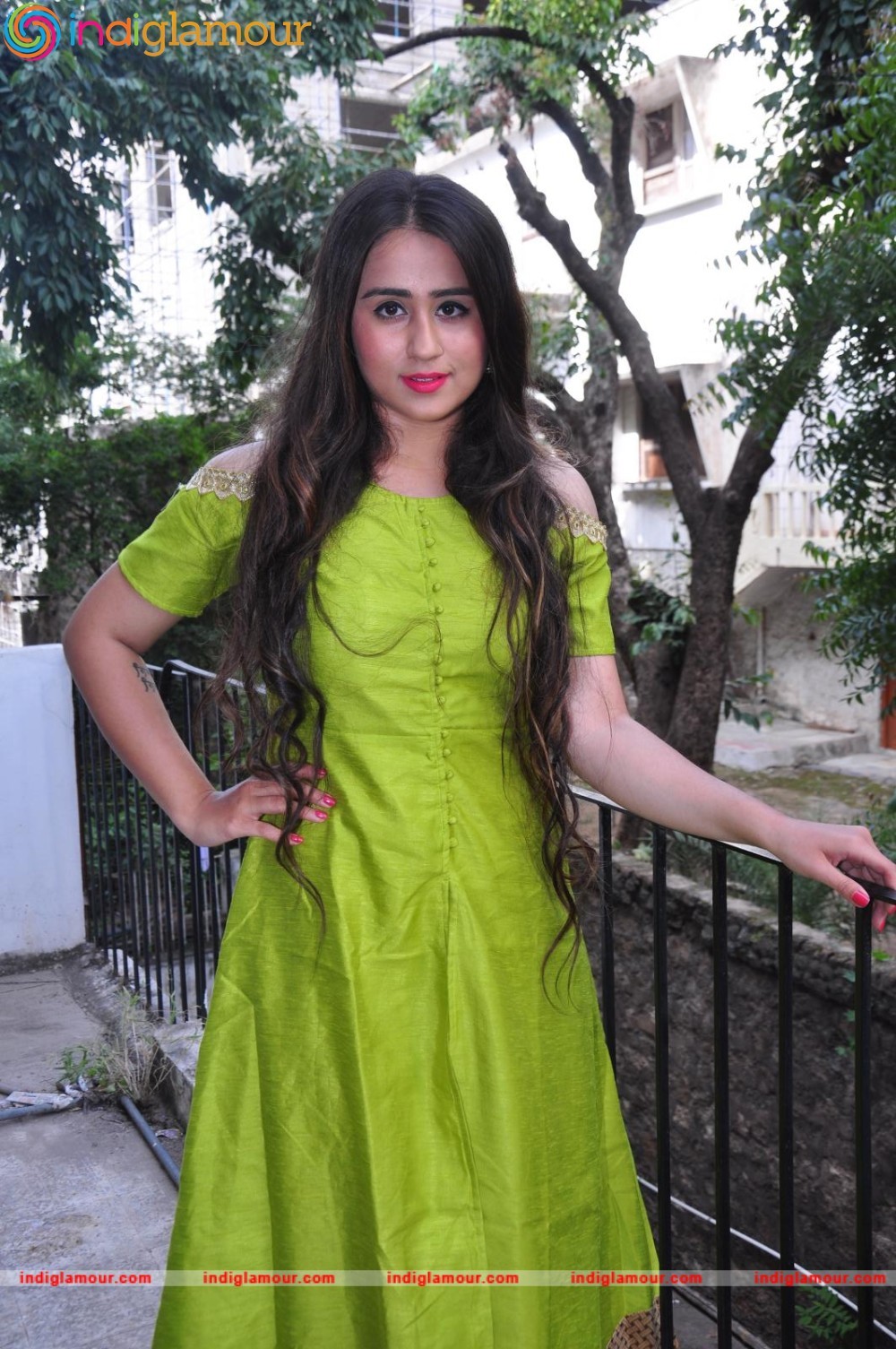 Simrath Actress hd photo