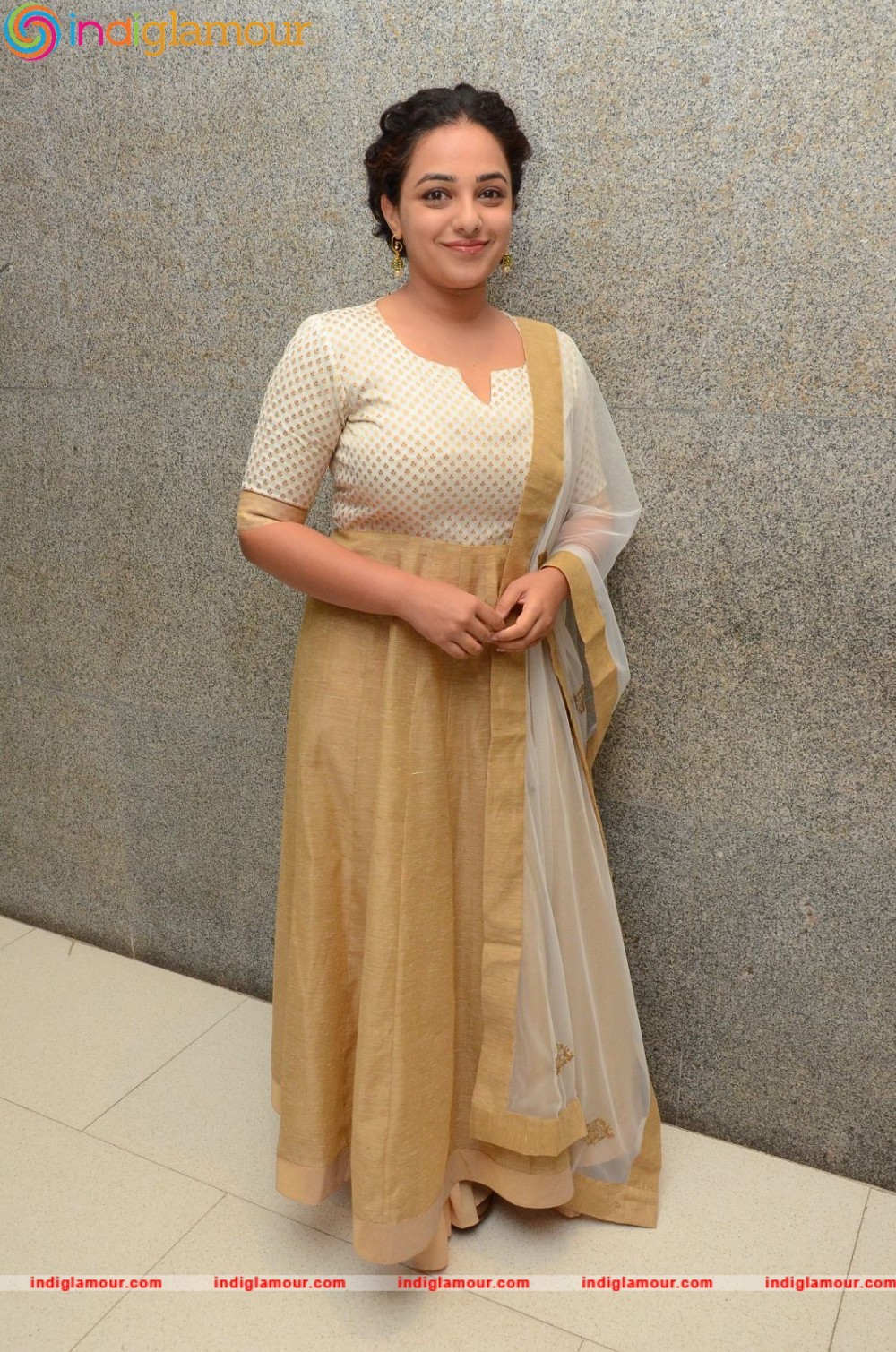 Nithya Menen Actress hd photo