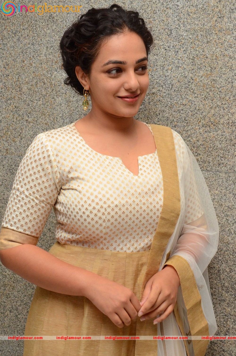 Nithya Menen Actress hd photo