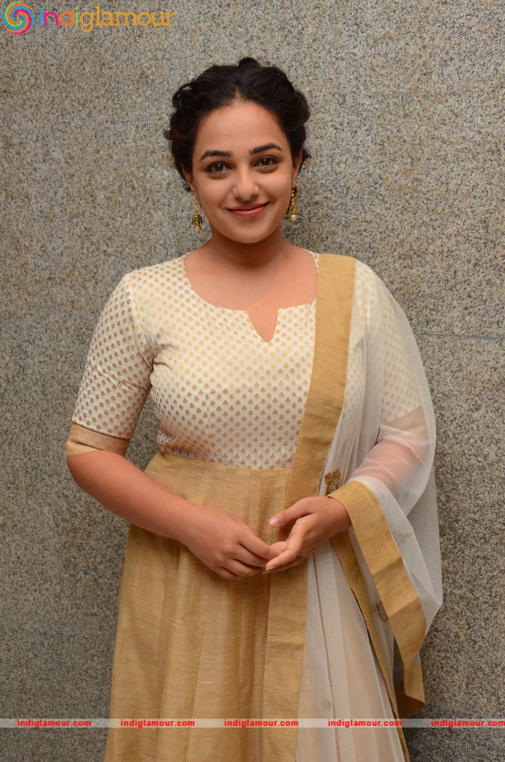 Nithya Menen Actress hd photo