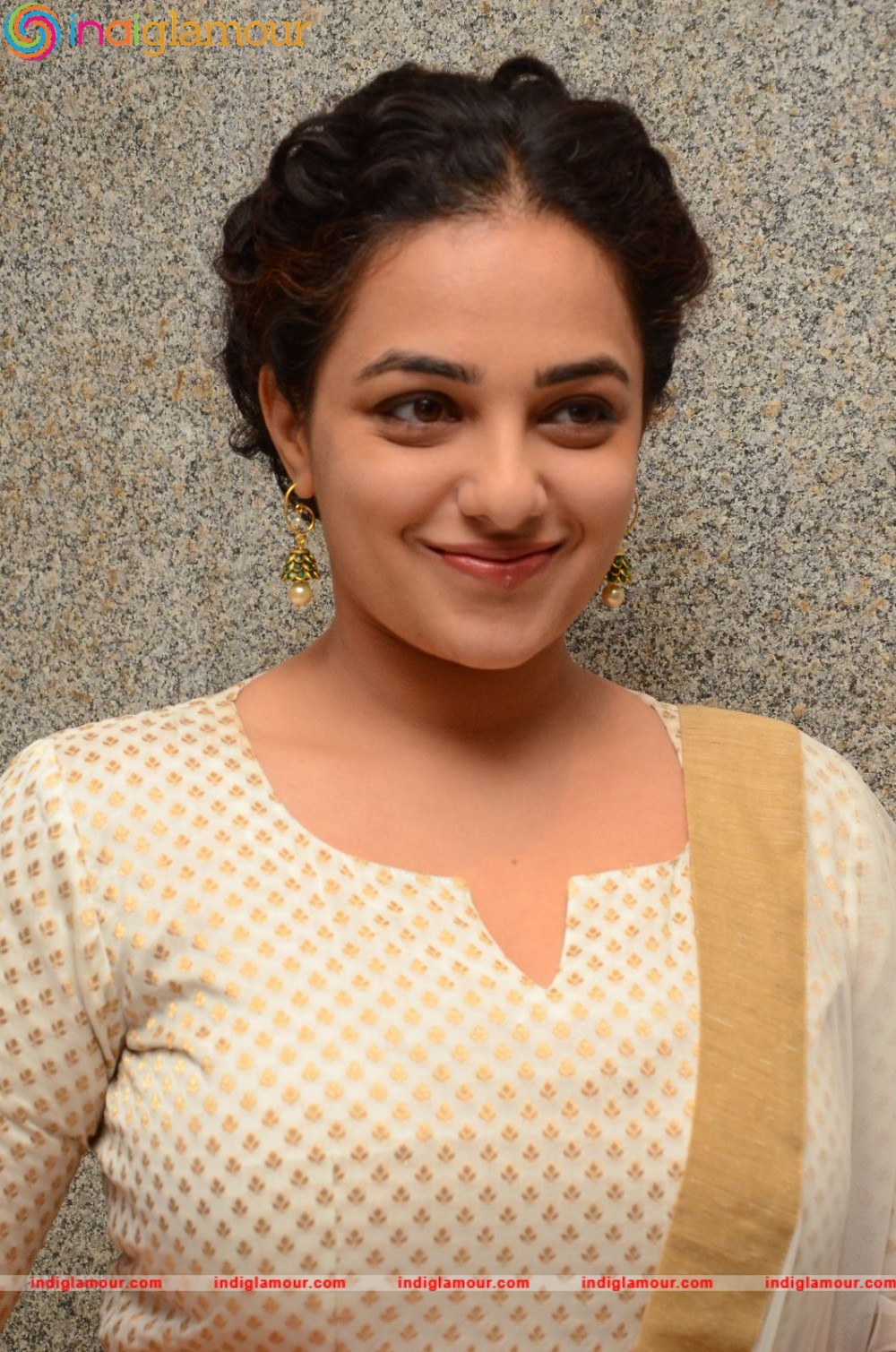 Nithya Menen Actress hd photo