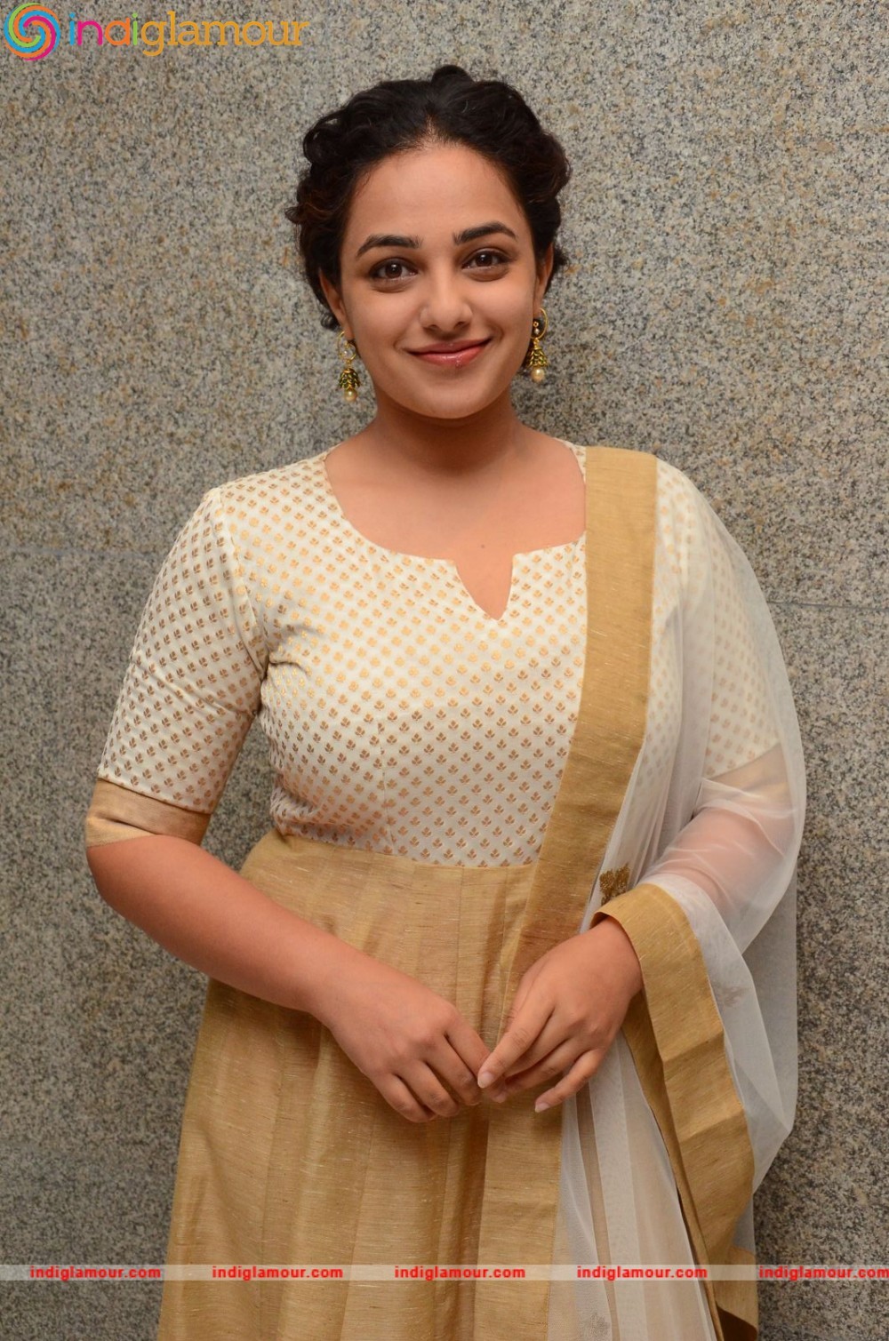 Nithya Menen Actress hd photo