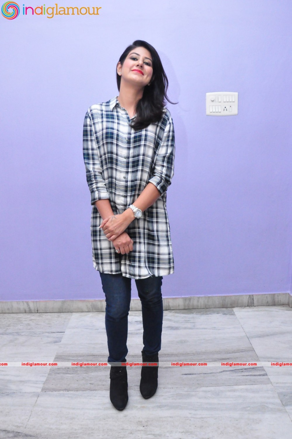 Annie Actress hd photo