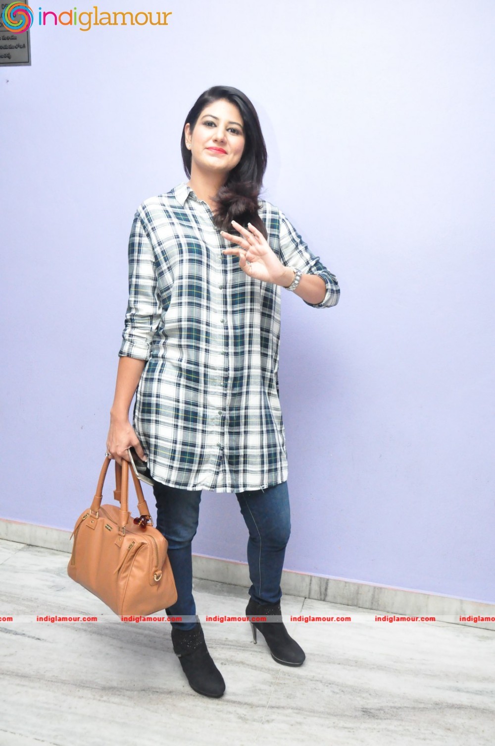 Annie Actress hd photo