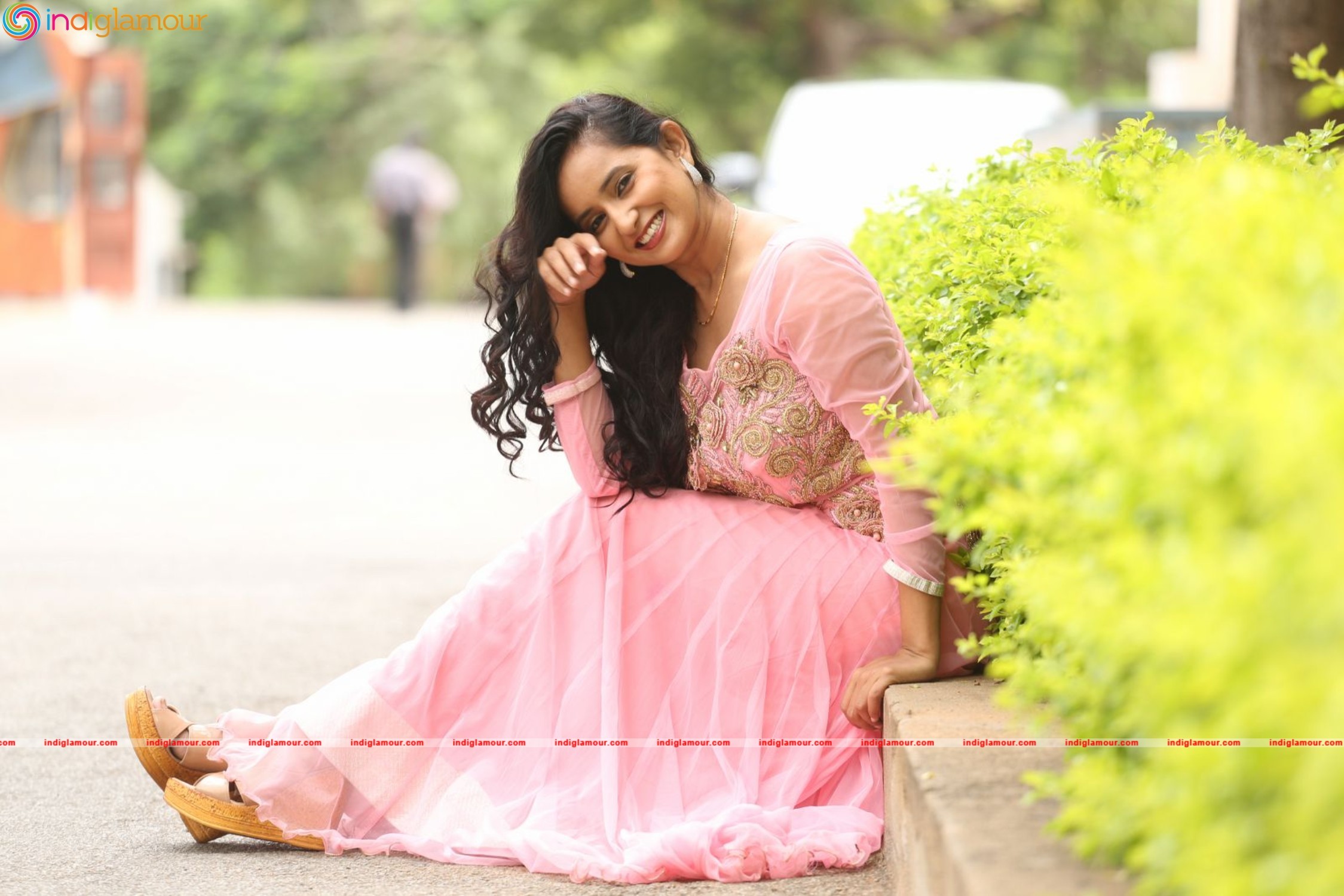 Ishika Singh Actress hd photo