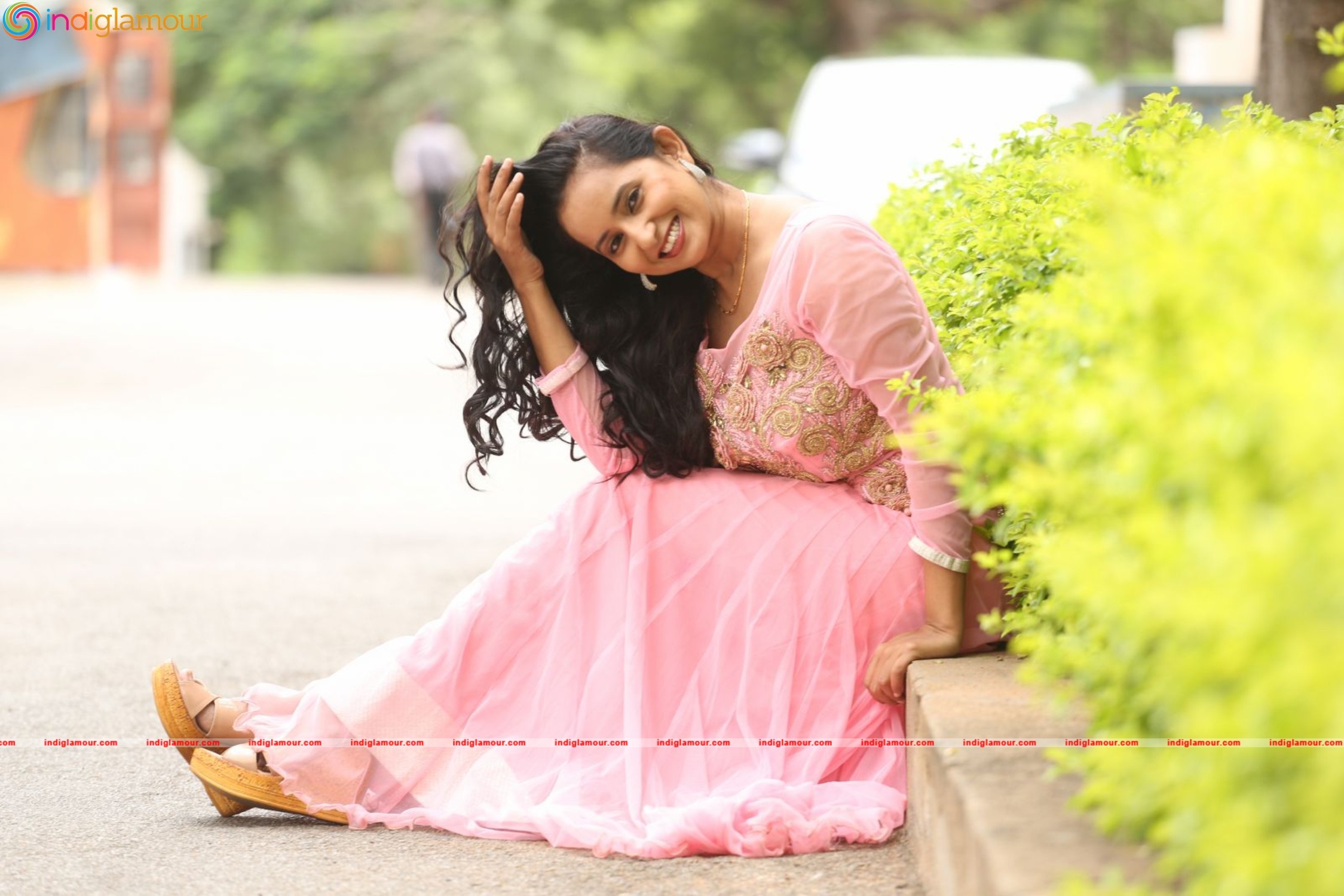Ishika Singh Actress hd photo