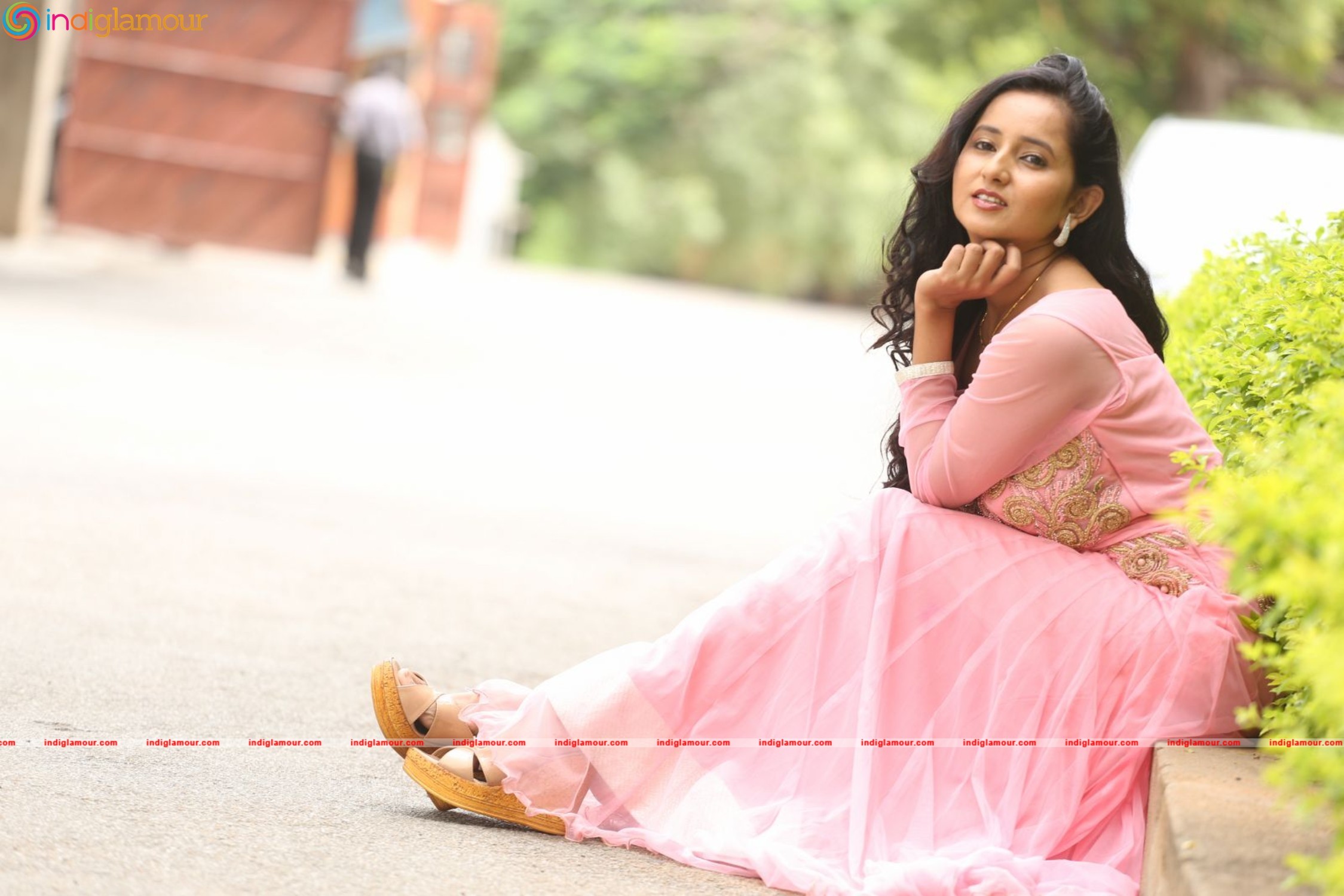 Ishika Singh Actress hd photo