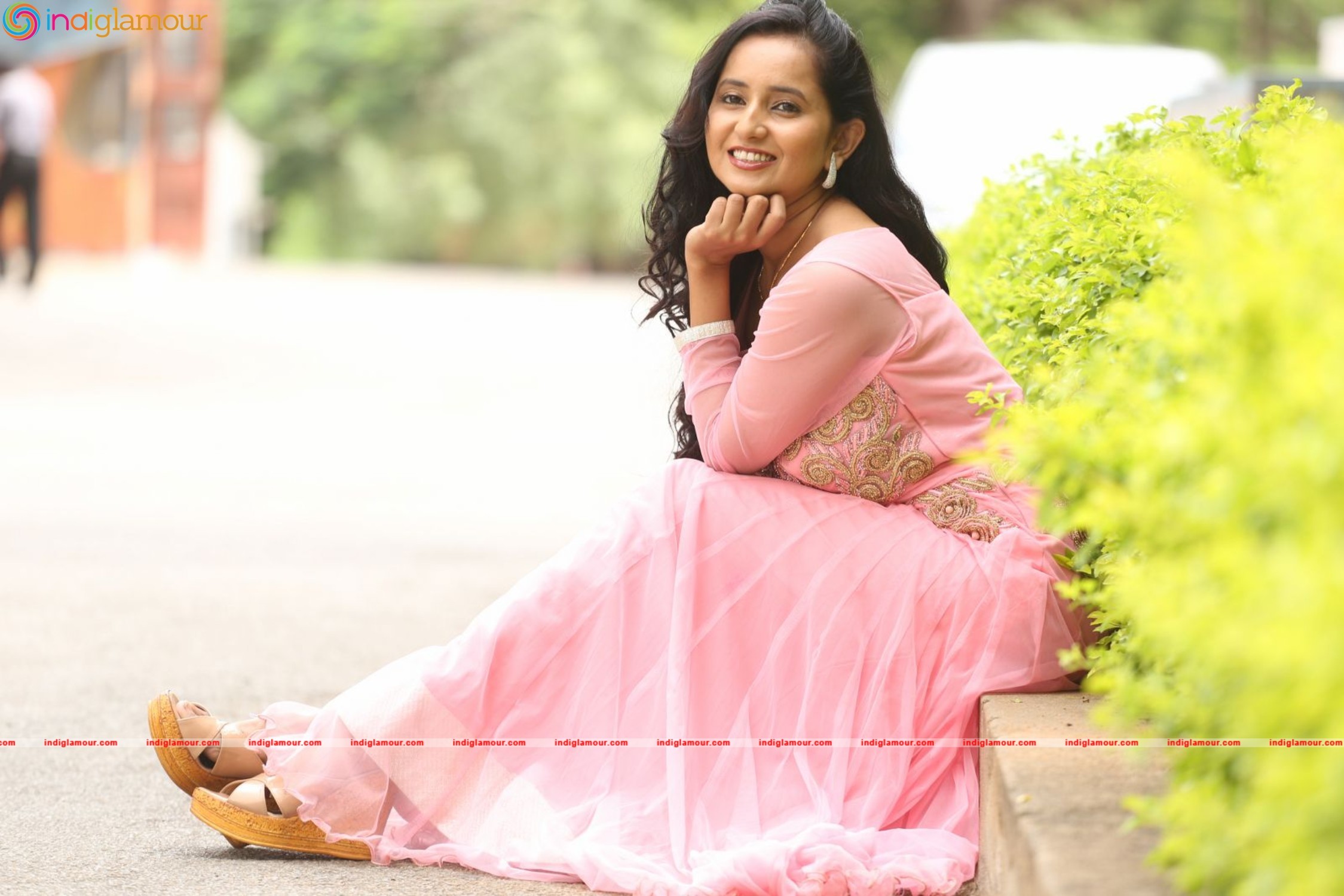 Ishika Singh Actress hd photo