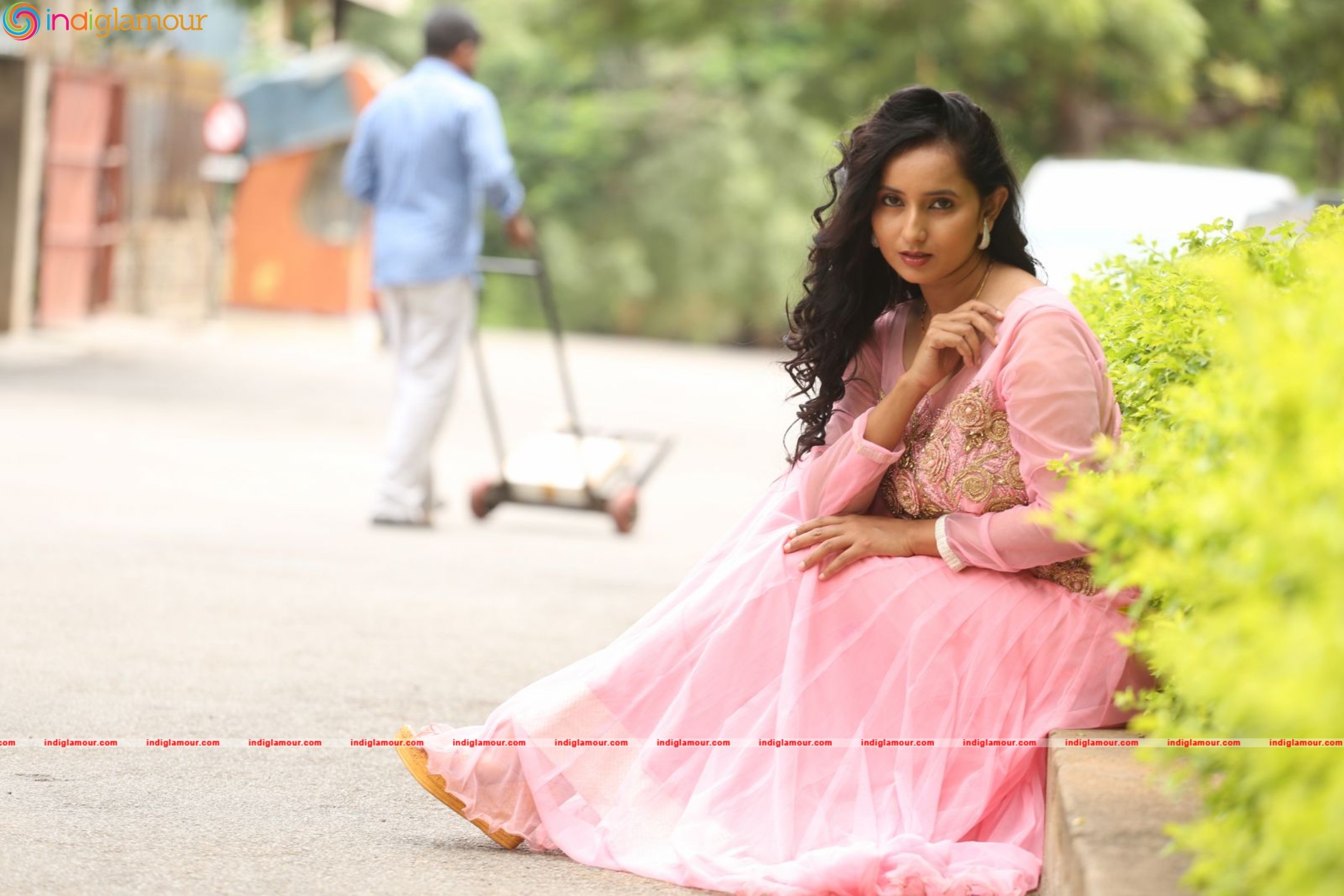 Ishika Singh Actress hd photo