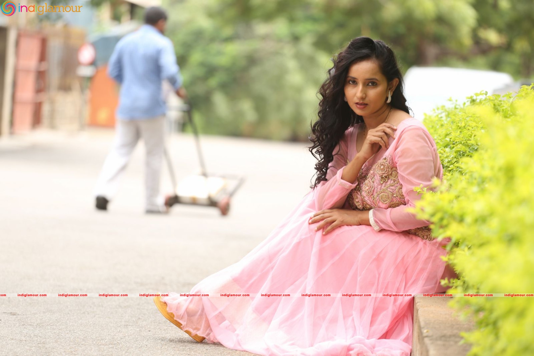 Ishika Singh Actress hd photo