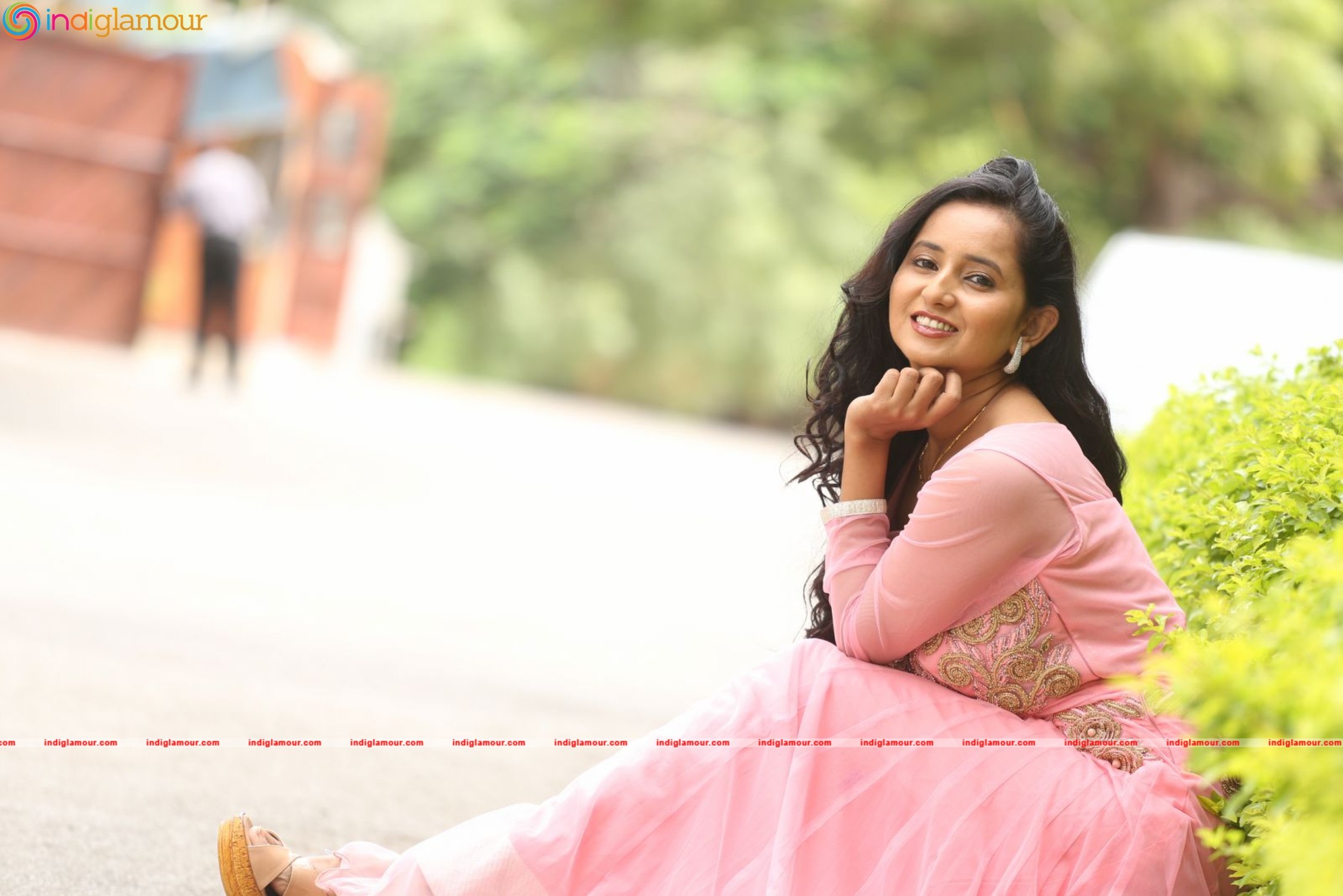 Ishika Singh Actress hd photo