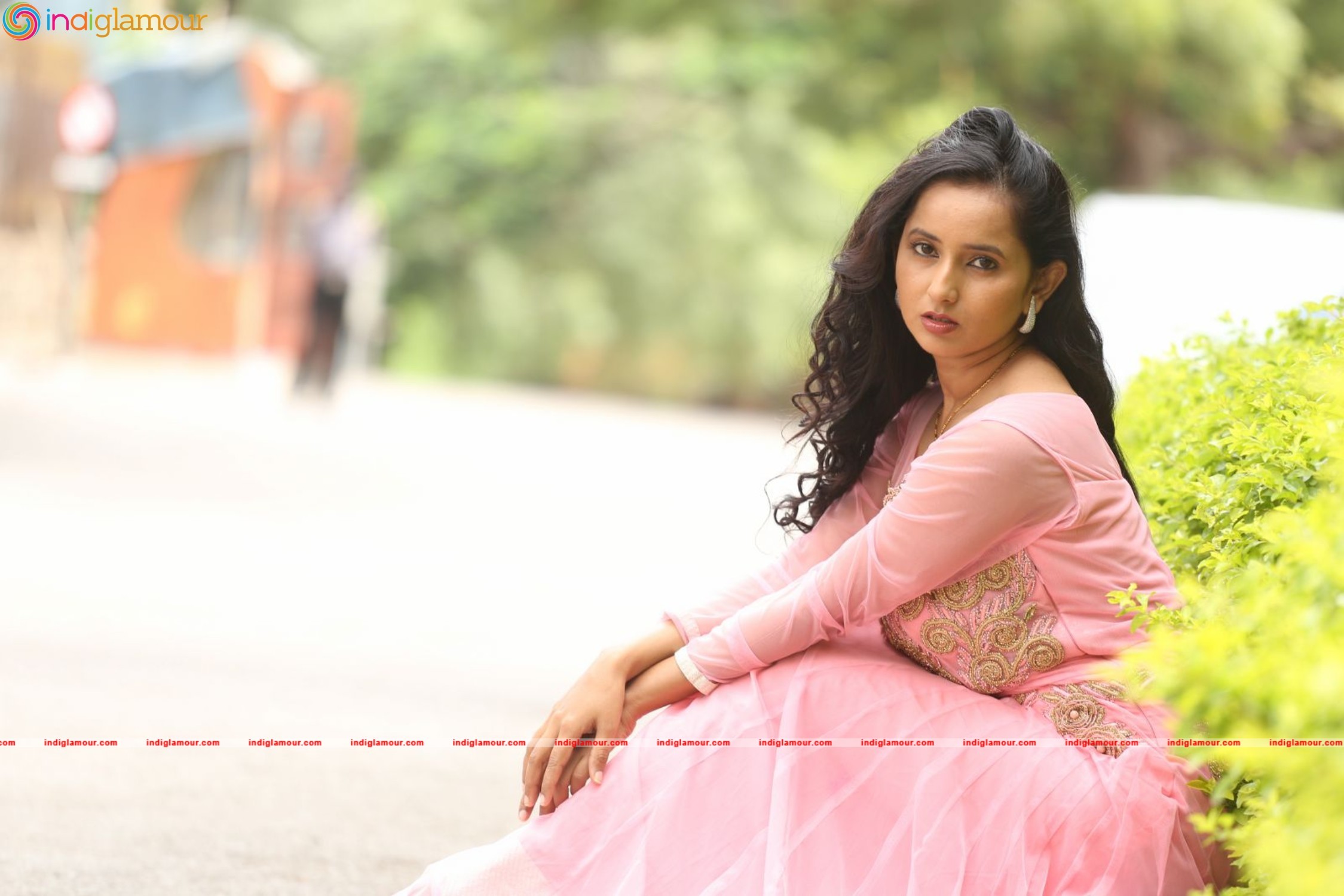 Ishika Singh Actress hd photo