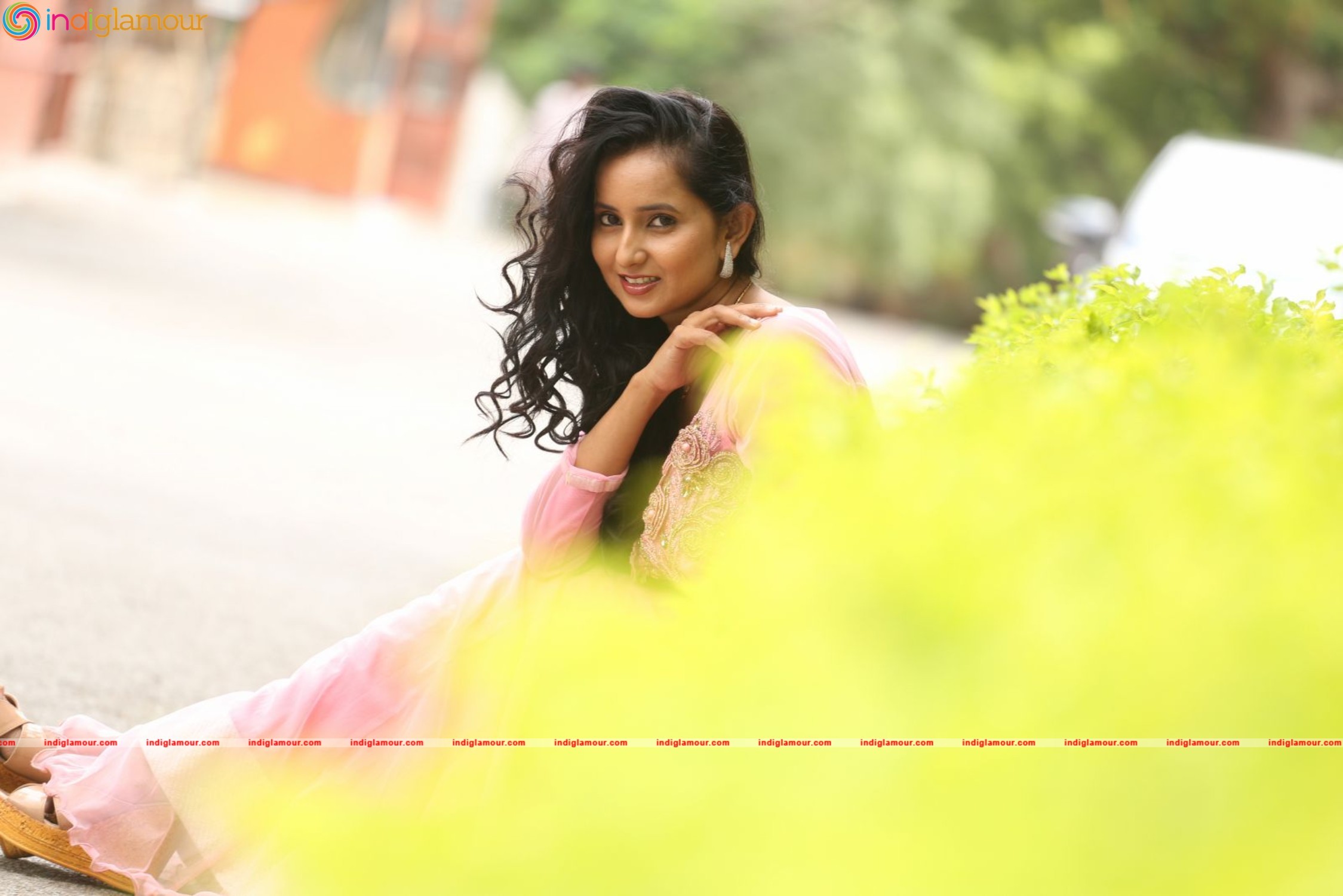 Ishika Singh Actress hd photo