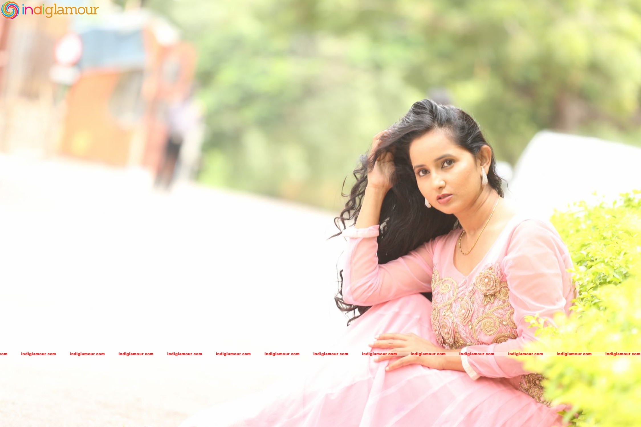 Ishika Singh Actress hd photo