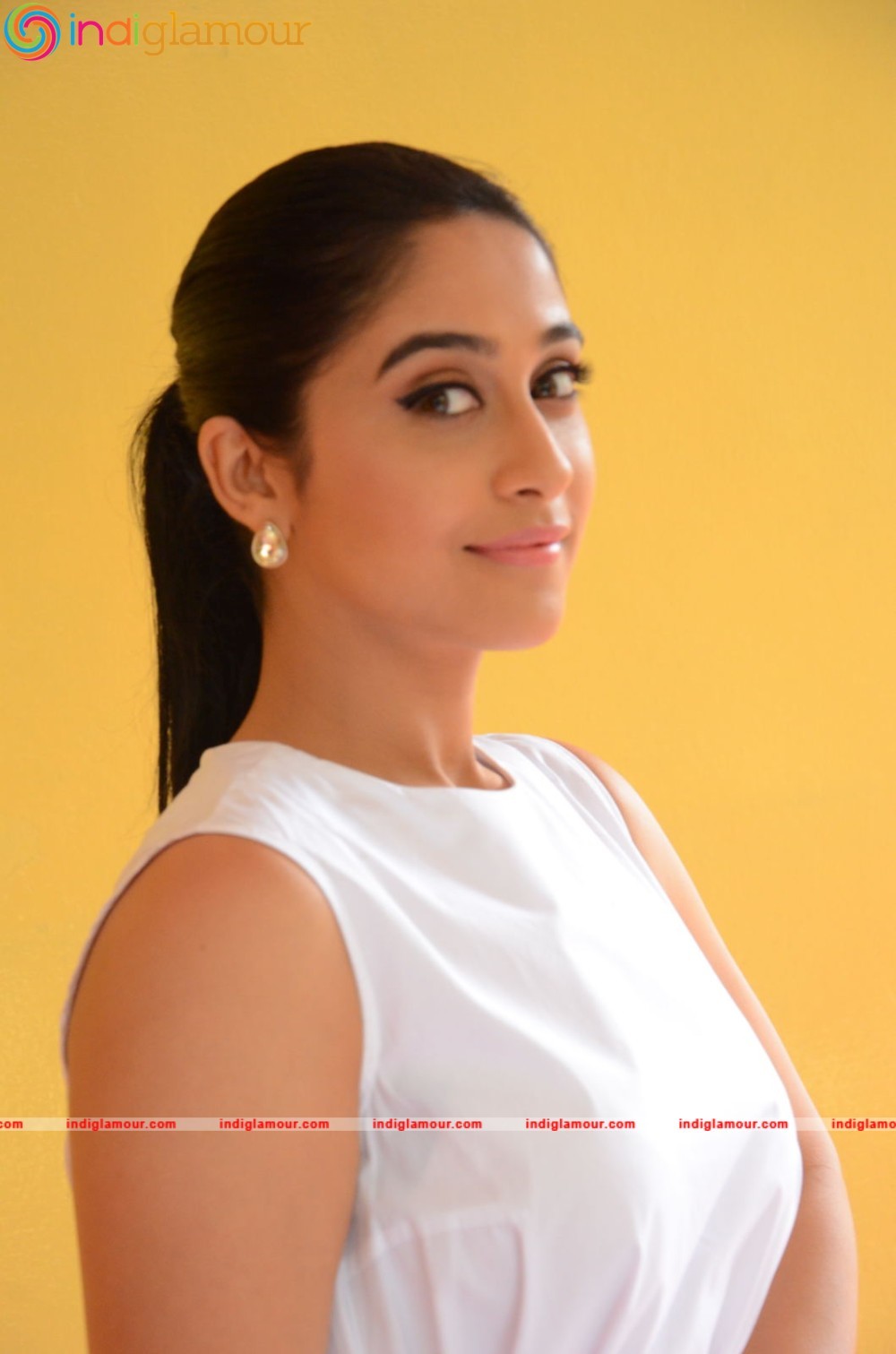 Regina Actress hd photo