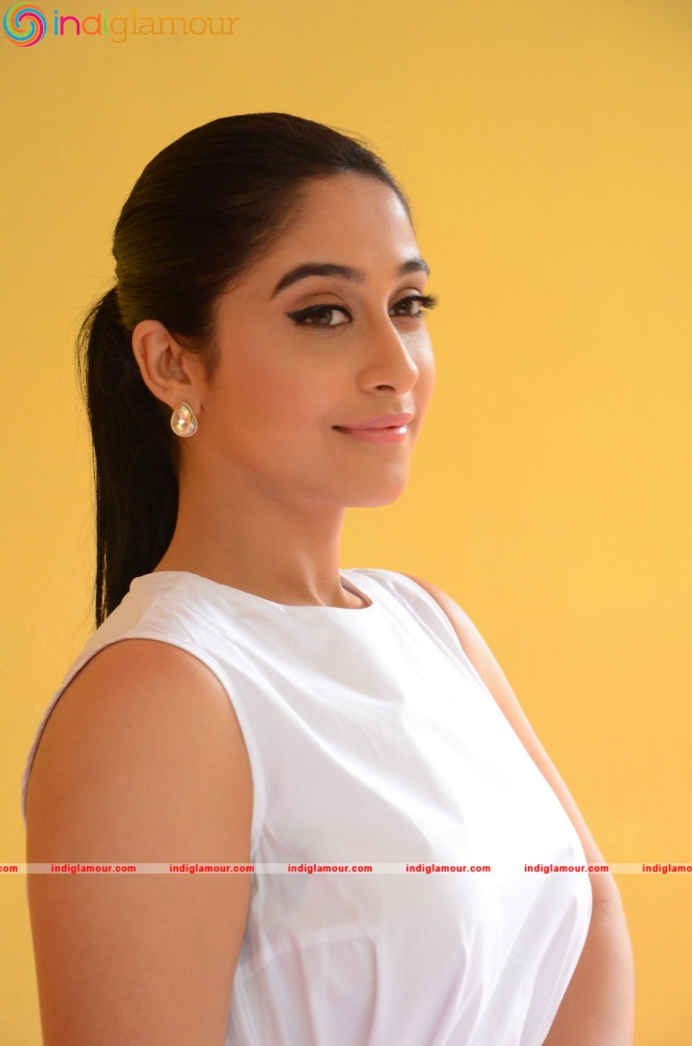 Regina Actress hd photo