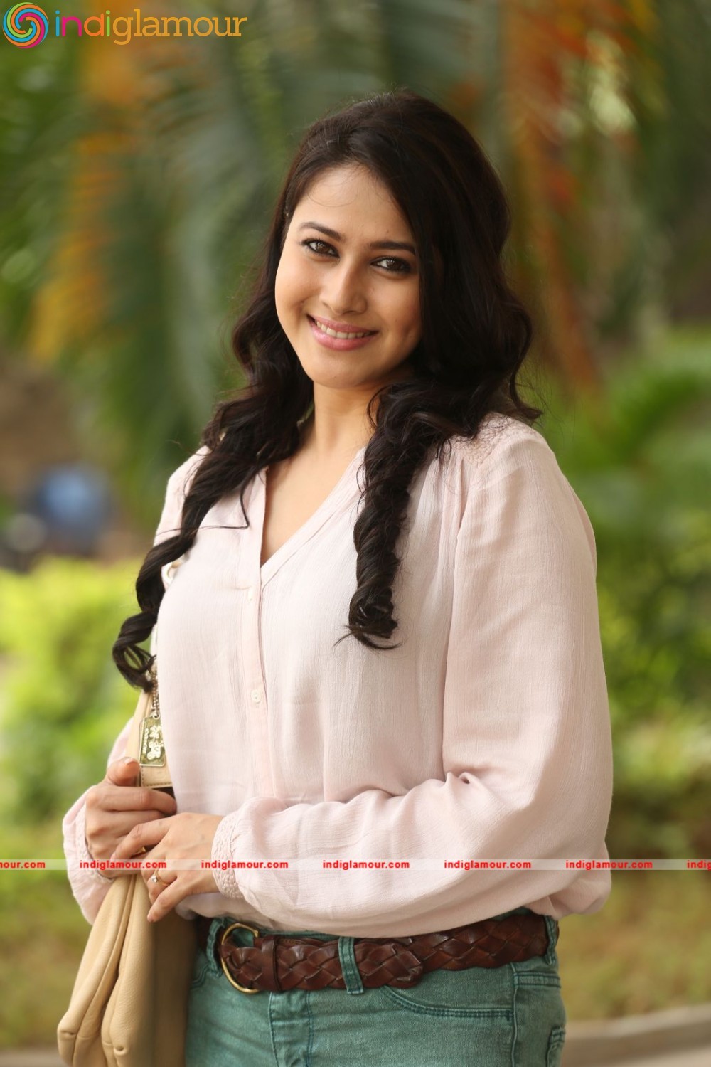Panchi Bora Actress hd photo