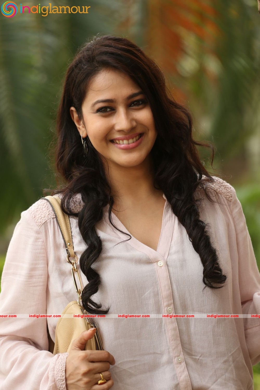 Panchi Bora Actress hd photo