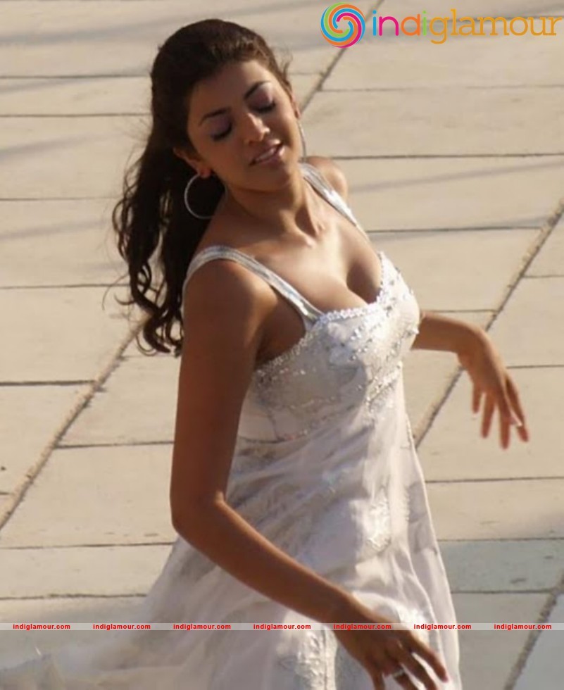 Kajal Aggarwal Cleavage Photos Gallery Actress hd photo
