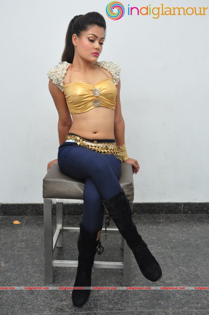 Riya Actress hd photo