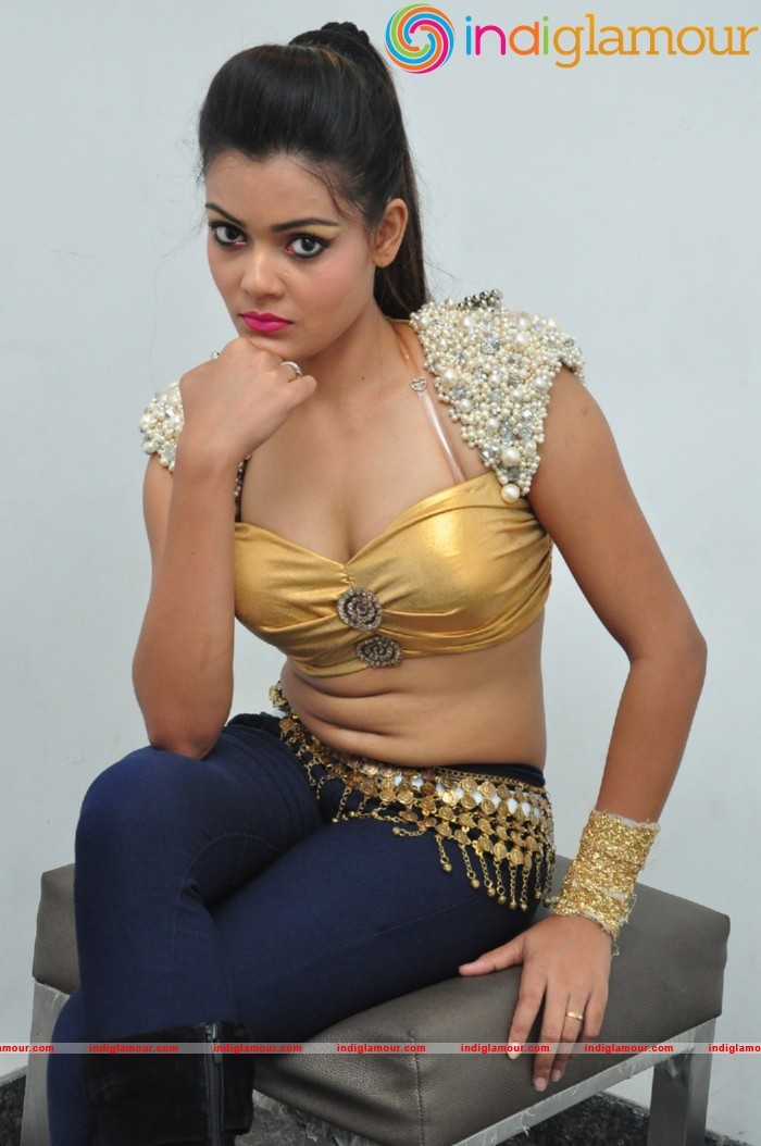 Riya Actress hd photo