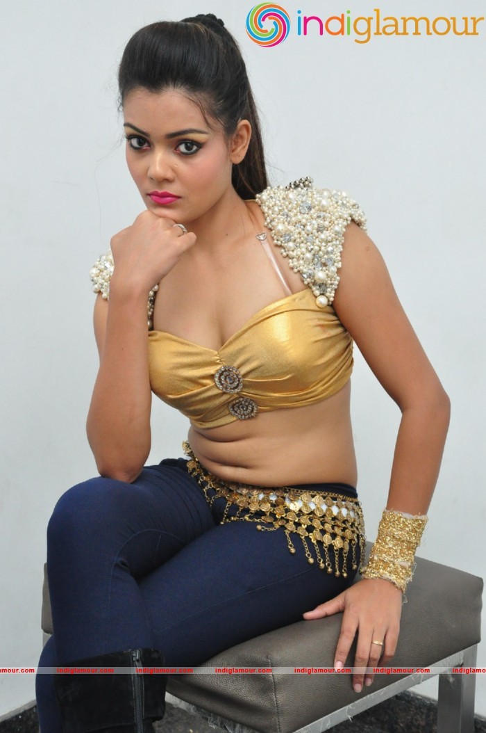 Riya Actress hd photo