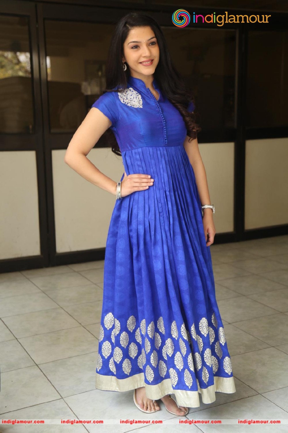 Mehreen Actress hd photo
