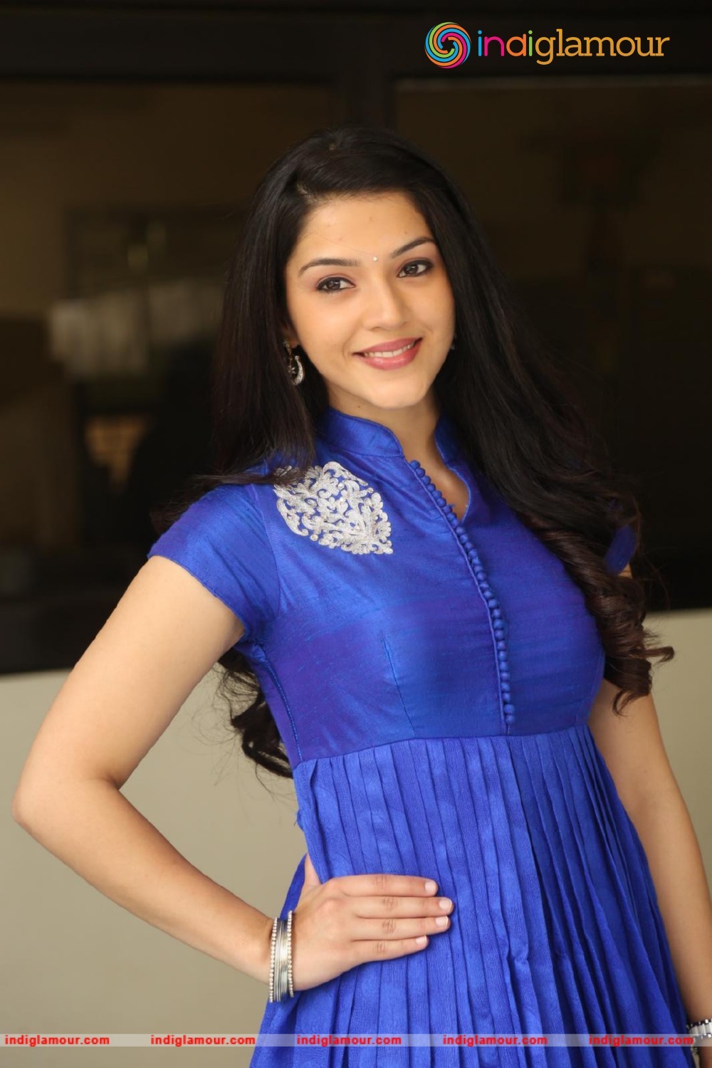 Mehreen Actress hd photo