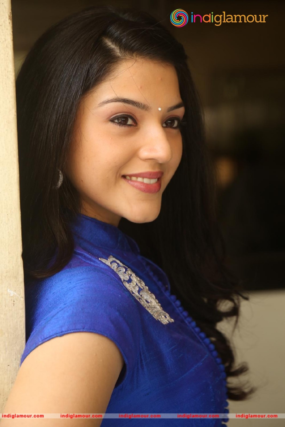 Mehreen Actress hd photo