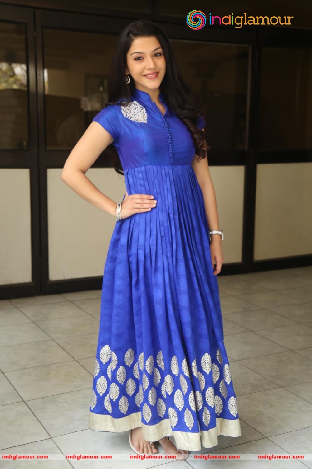 Mehreen Actress hd photo
