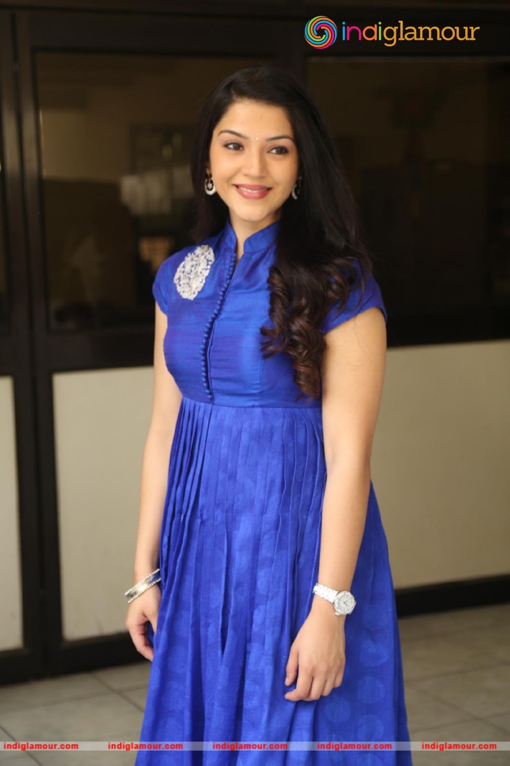 Mehreen Actress hd photo