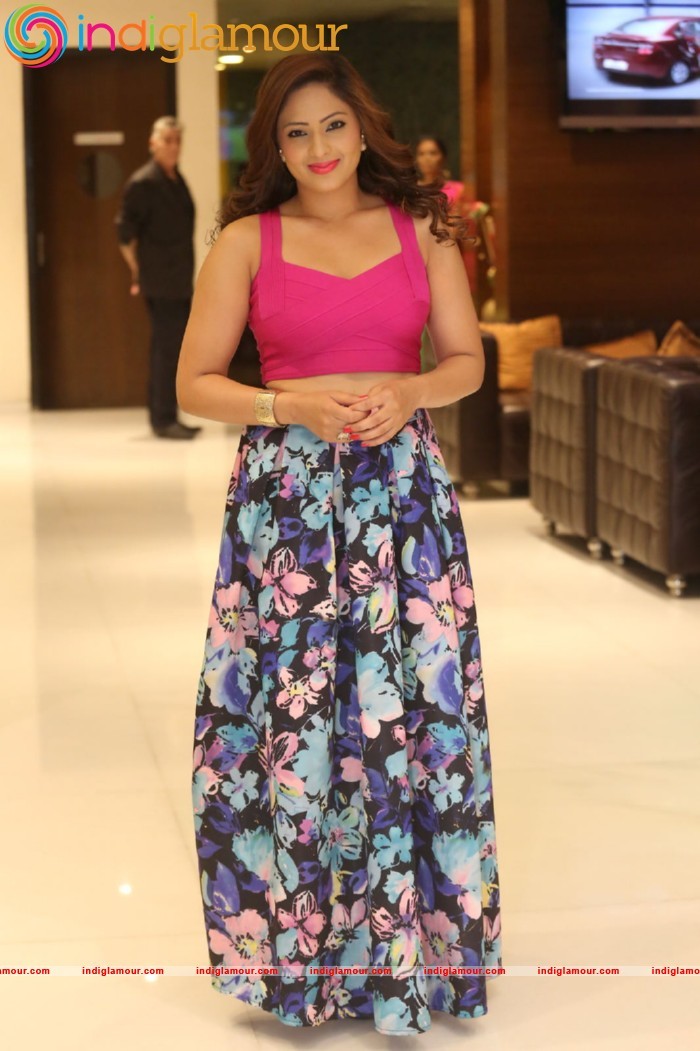 Nikesha Patel Actress Latest Photo Gallery Actress hd photo