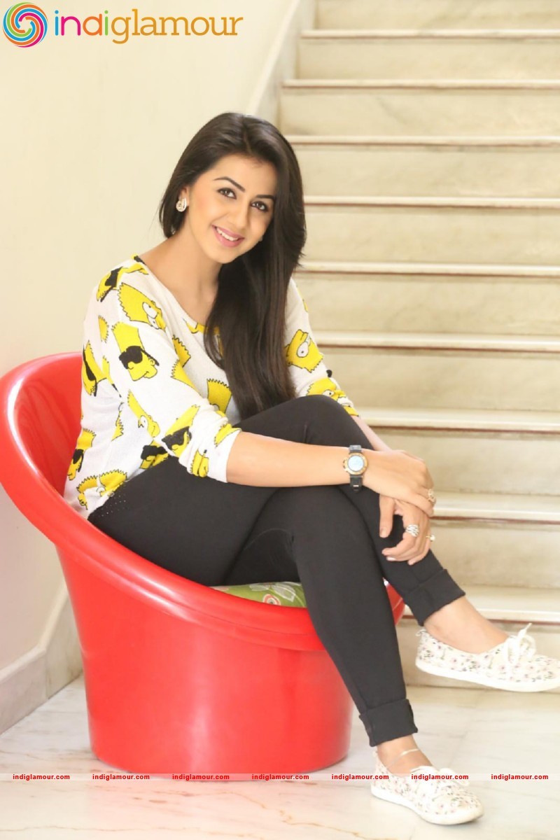 Nikki Galrani Actress Latest Photo Gallery Actress hd photo