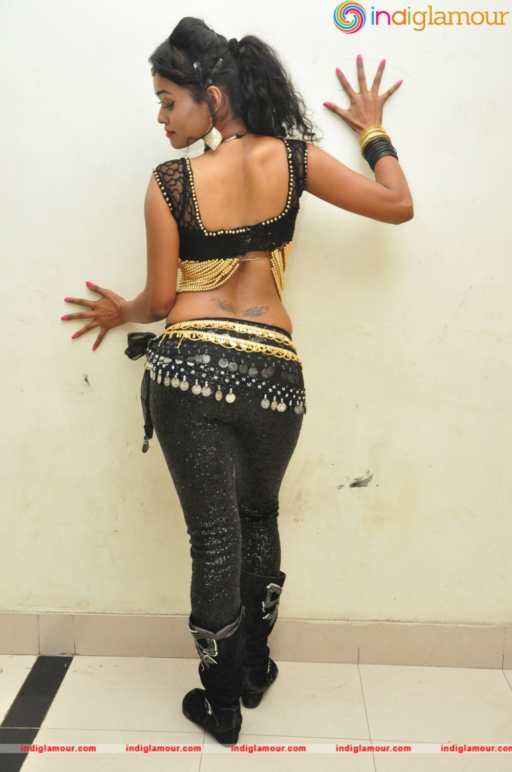 Nisha Actress hd photo