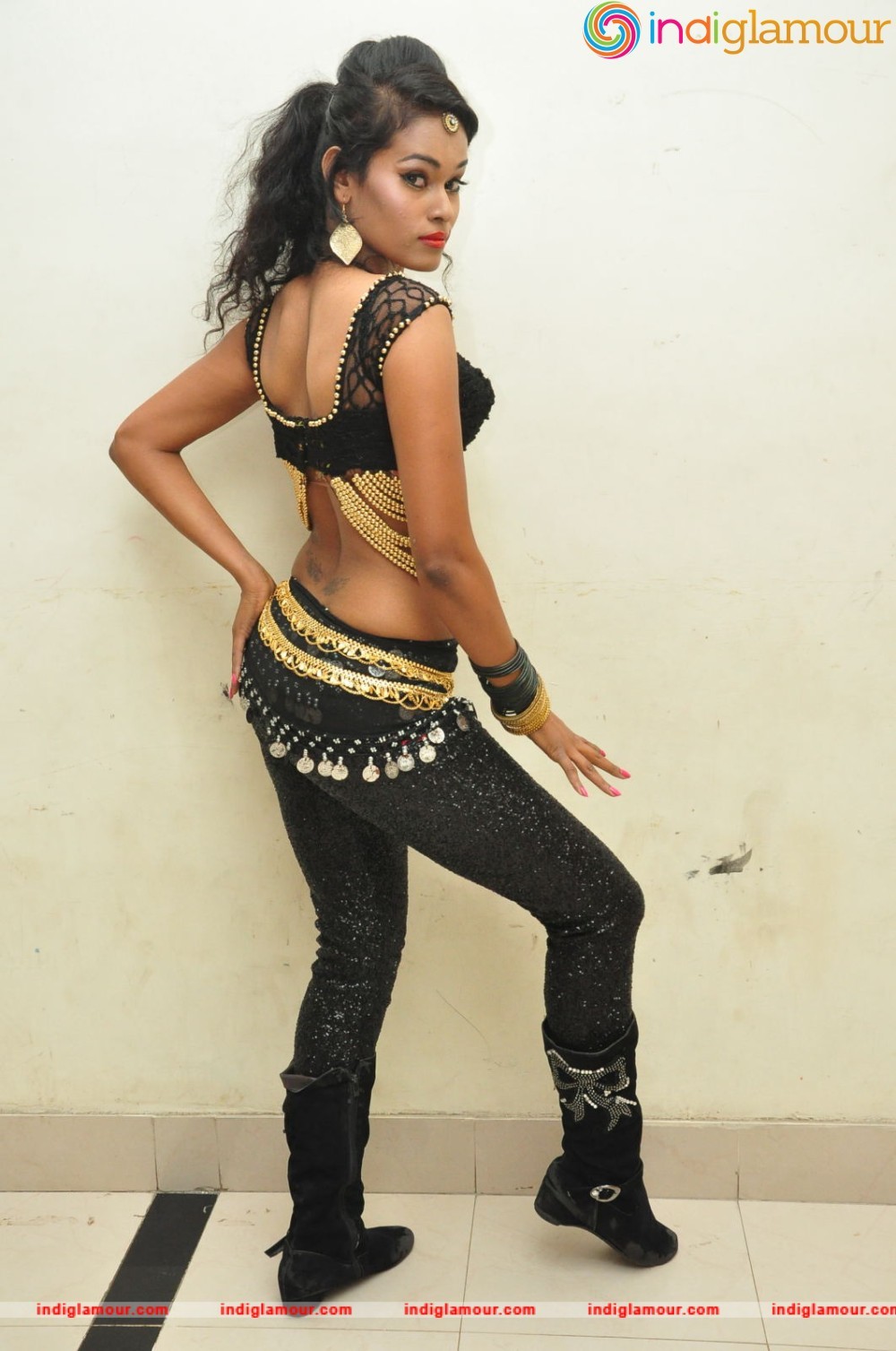 Nisha Actress hd photo