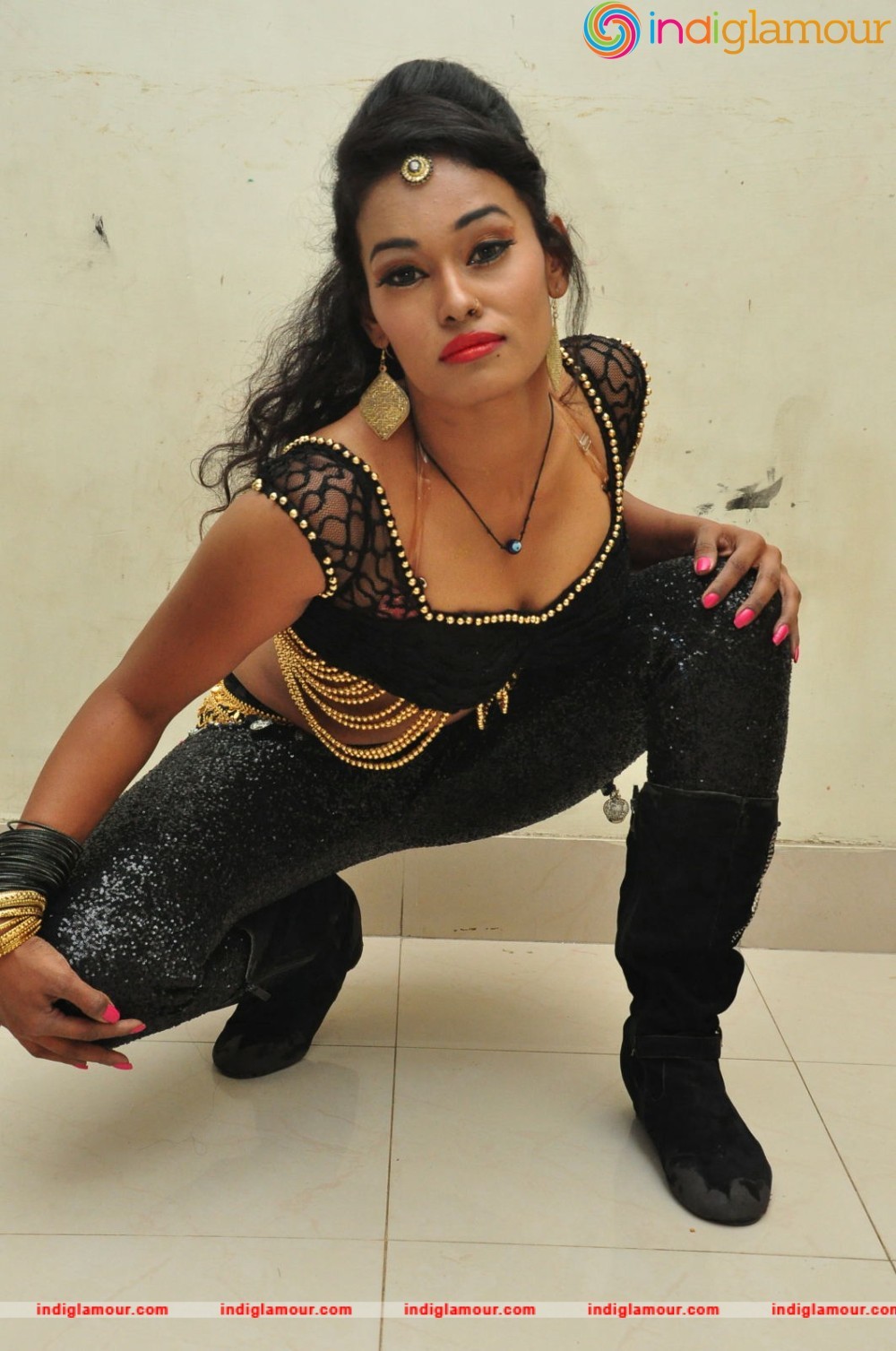 Nisha Actress hd photo