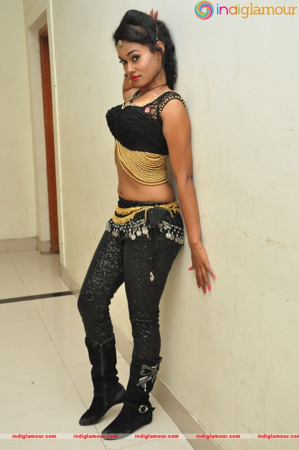 Nisha Actress hd photo
