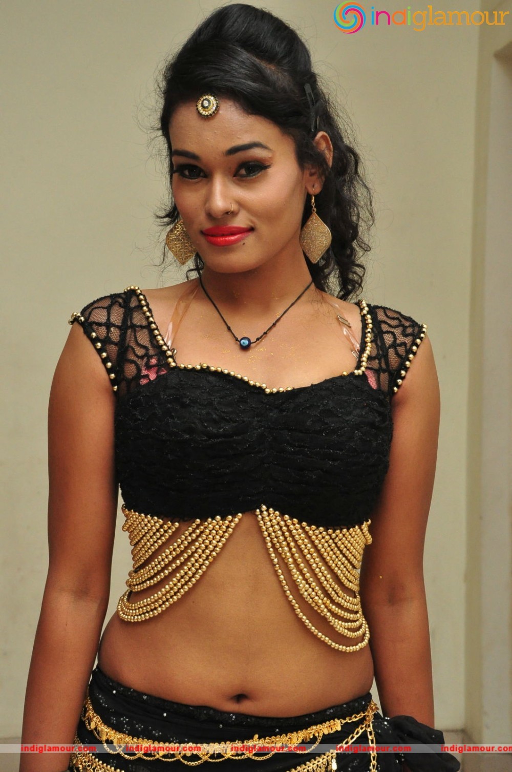 Nisha Actress hd photo