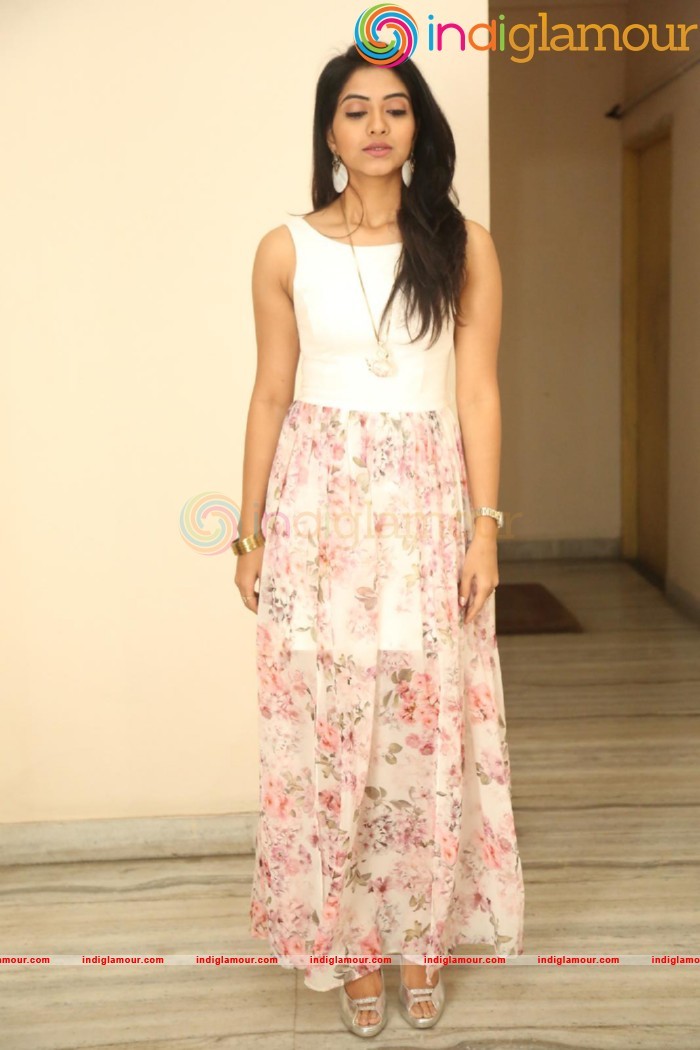 Kashmira Kulkarni Actress hd photo