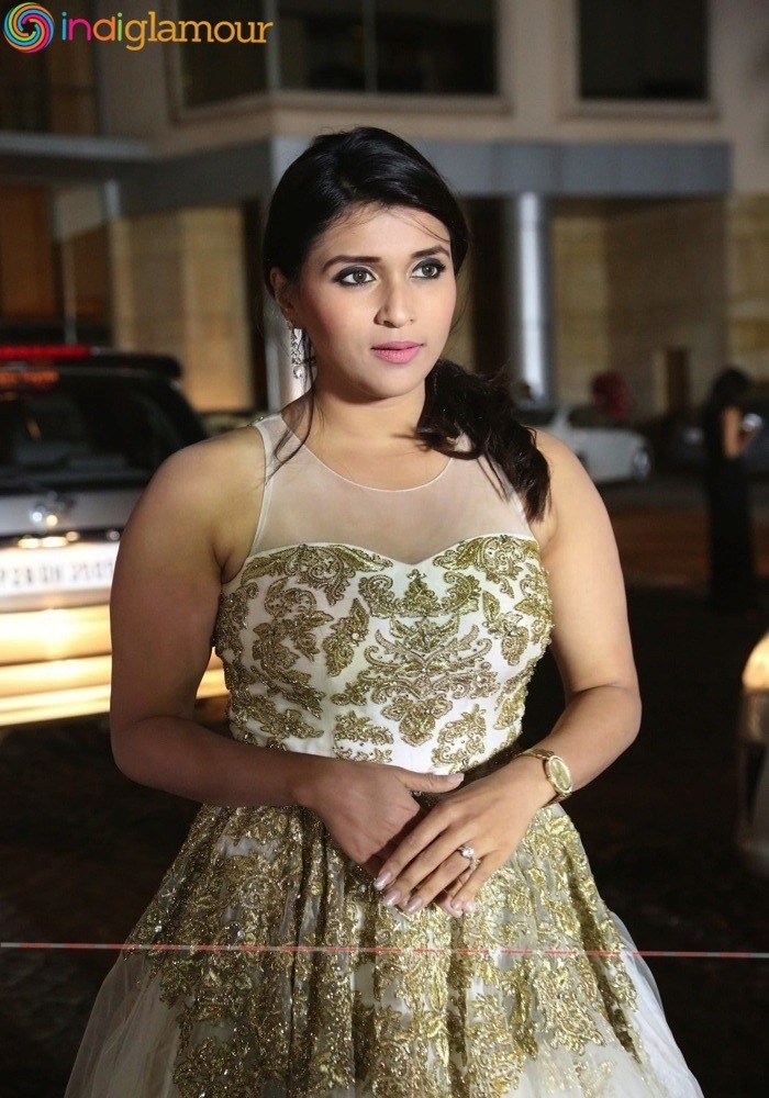 Mannara Chopra Actress hd photo