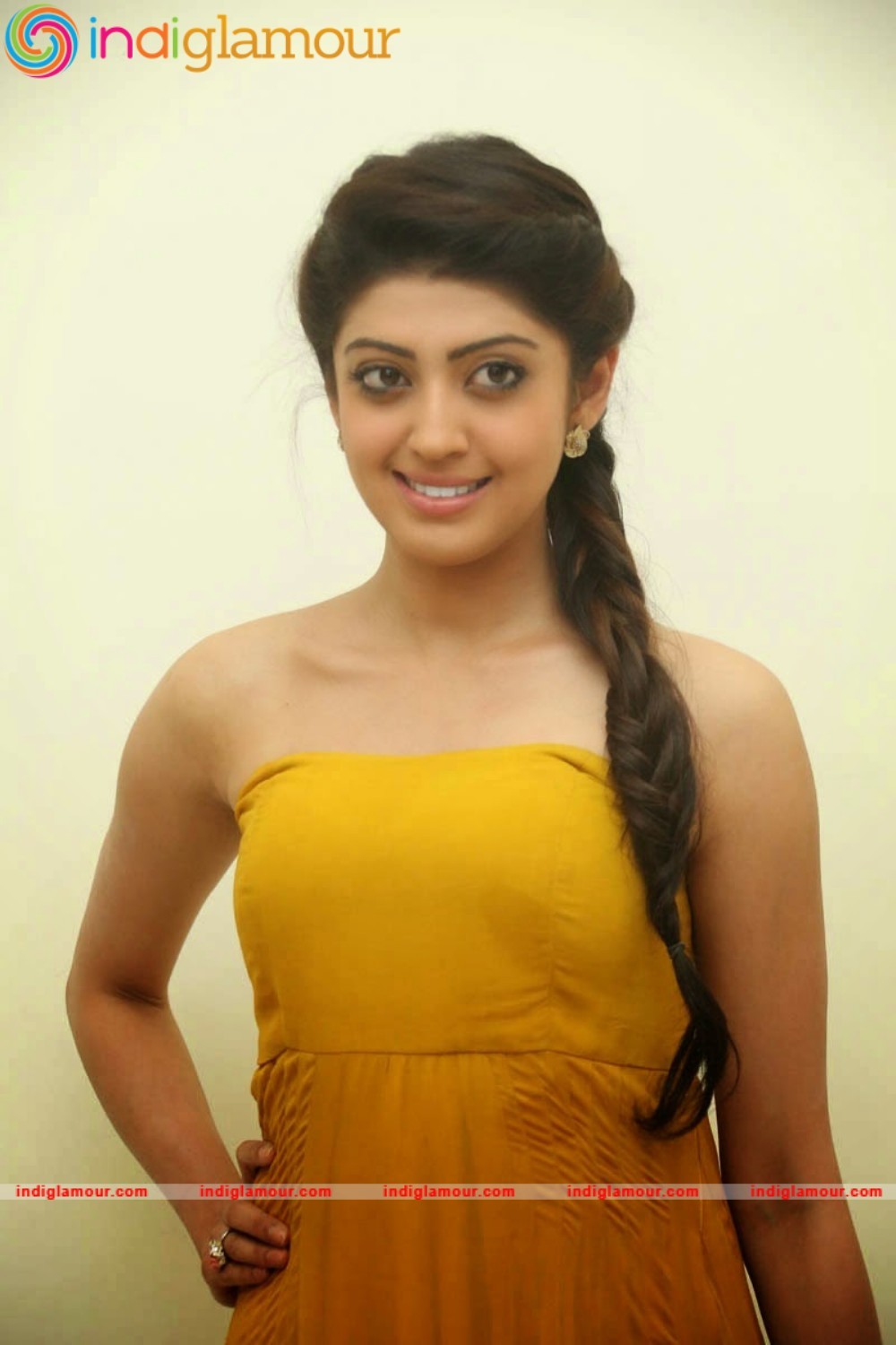 Pranitha Subhash Actress hd photo